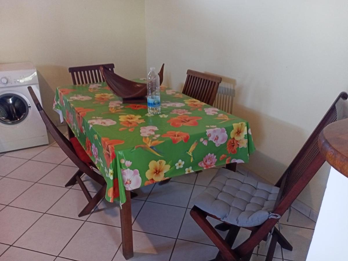 Appartement Location saisonnière F3 meublé à Schoelcher Extérieur photo